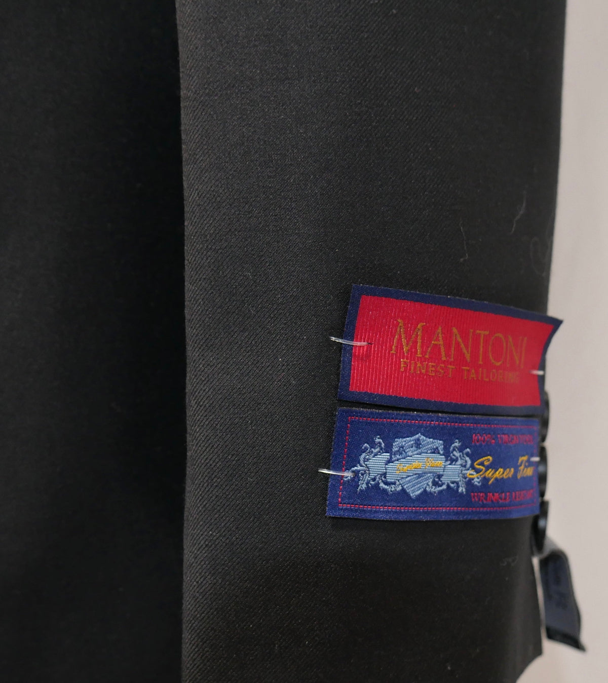 M40901-1 EURO SLIM SUIT