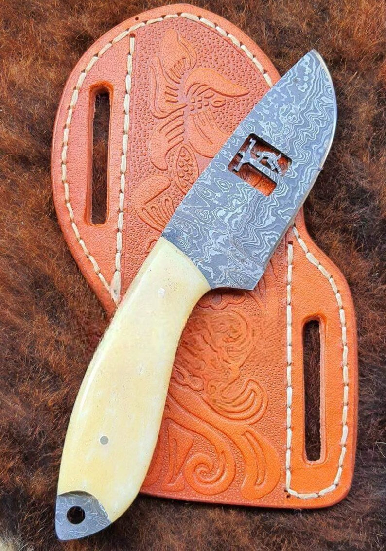 Premium Custom Handmade Cowboy Knife – Damascus Steel Blade & Camel Bone Handle